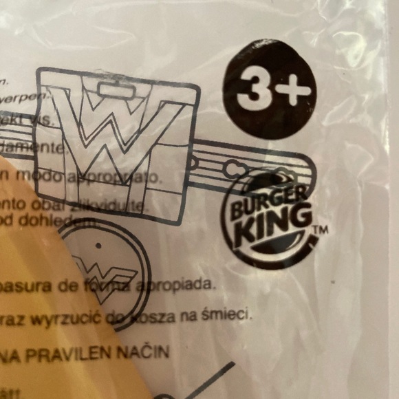 Burger King Wonder Woman Action Watch - Picture 3 of 5